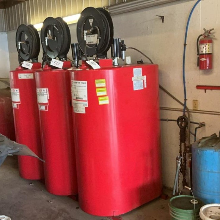 #500 • Turner Tanks Oil Holding Tank w/ Pump