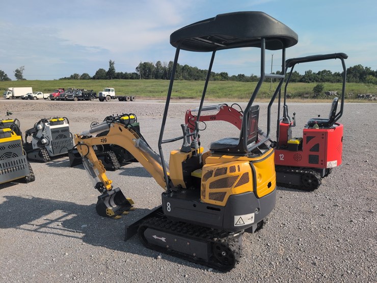 #45-•-new-zjg-zj-18-mini-excavator-image-4