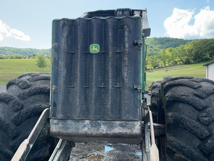 2012-deere-848h-image-25