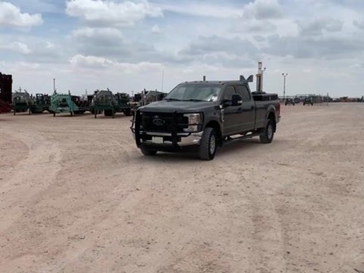 2018-ford-f250-image-1