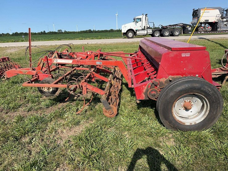 case-ih-5300-image-7