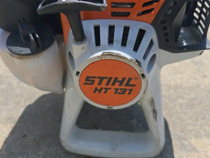 #101-•-stihl-ht-131-pole-pruner-image-5