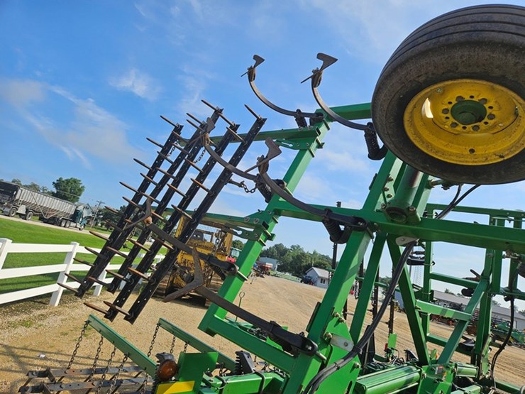 john-deere-726-image-28