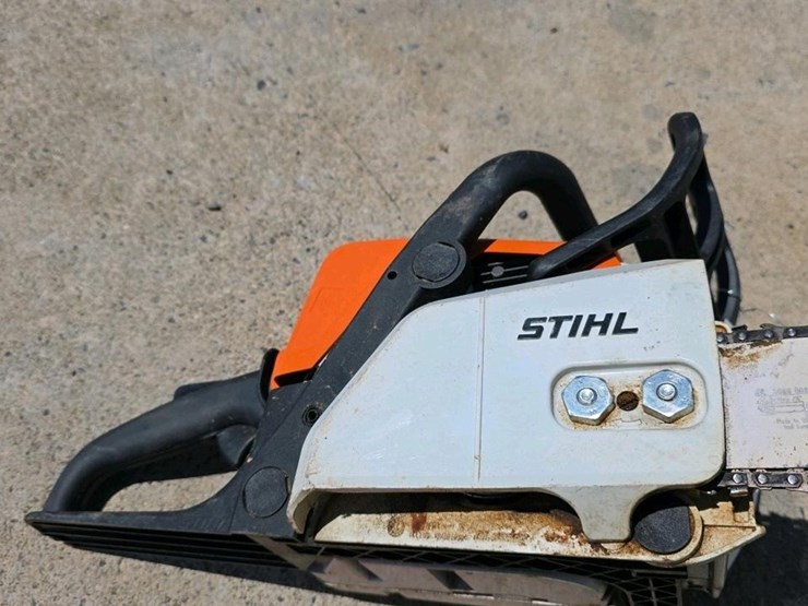 #100-•-stihl-ms-180-chainsaw-image-13