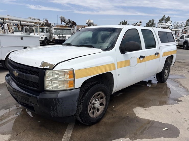 2008-chevrolet-silverado-1500-image-1