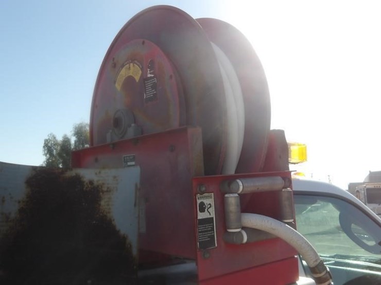 2003-ford-f550-image-17
