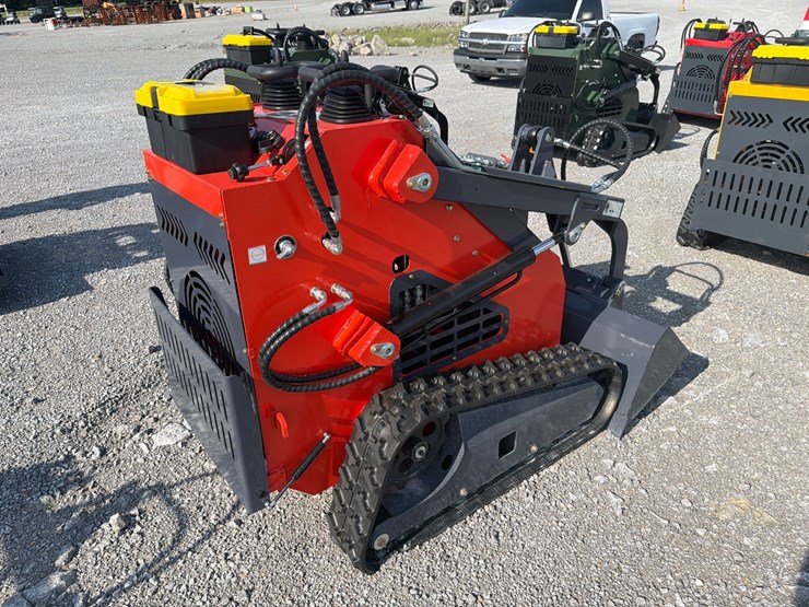 #38-•-new-zjg-zj-380-mini-skid-loader-image-3