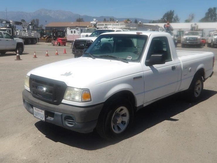 2010-ford-ranger-image-1