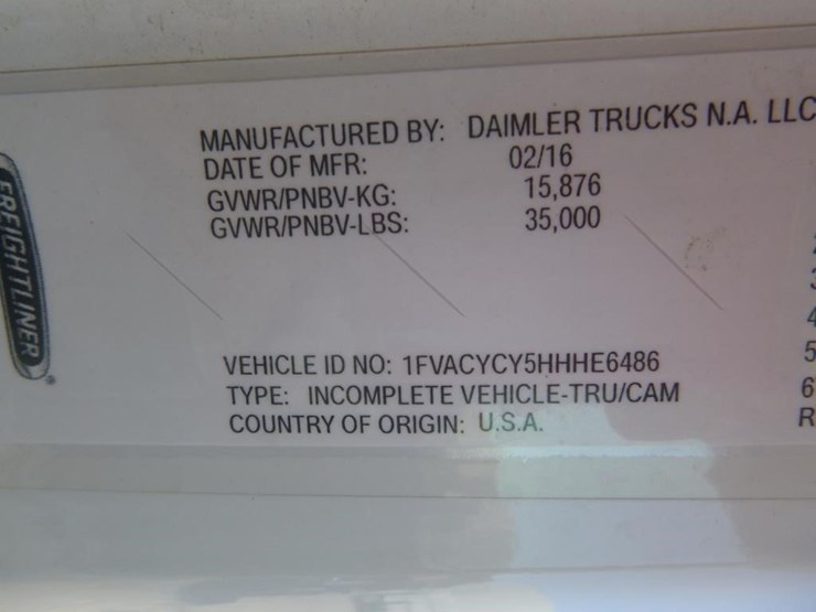 2017-freightliner-m2-street-sweeper-image-27