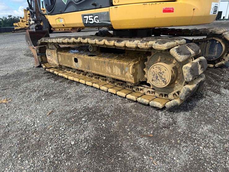 2015-deere-75g-image-7