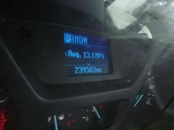 2017-ford-transit-image-14