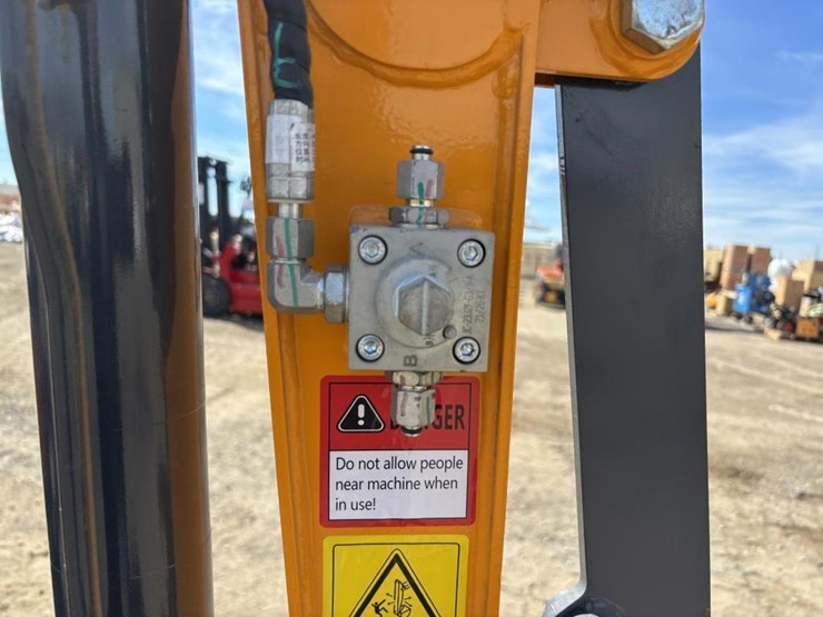 vicsec-vc20k-hydraulic-excavator-image-9
