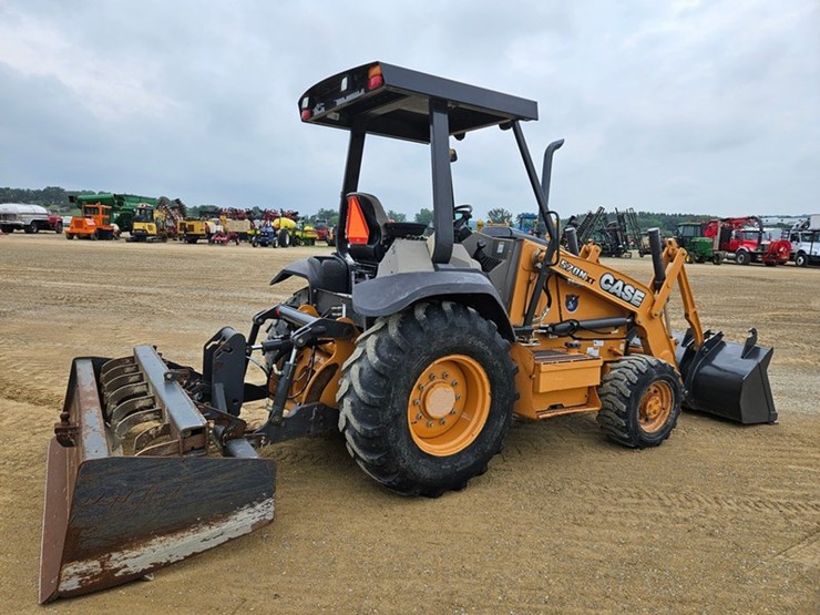 #27-•-case-570d-tractor/loader/scraper-image-5