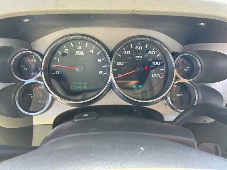 2012-gmc-sierra-2500hd-image-26