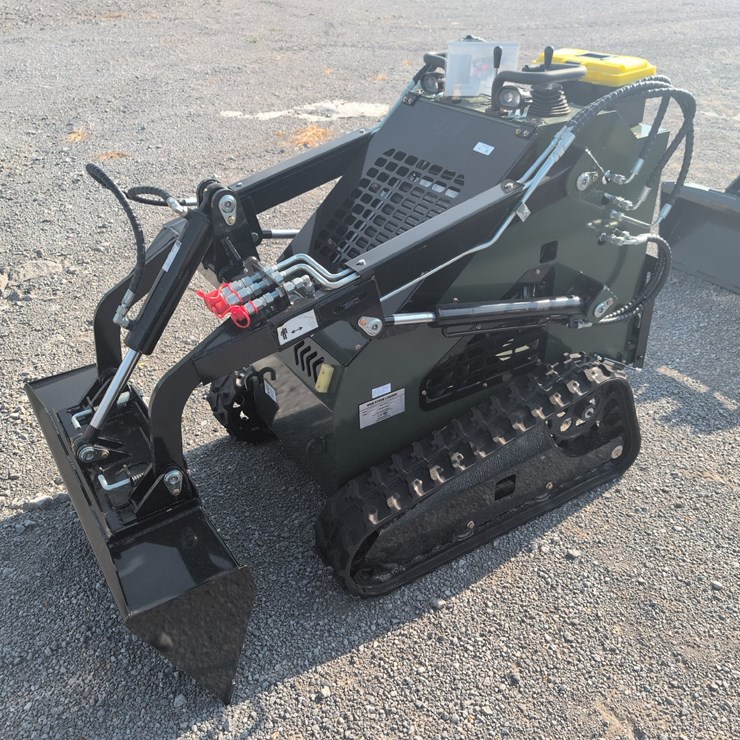 #40 • NEW ZJG ZJ-380 MINI SKID LOADER
