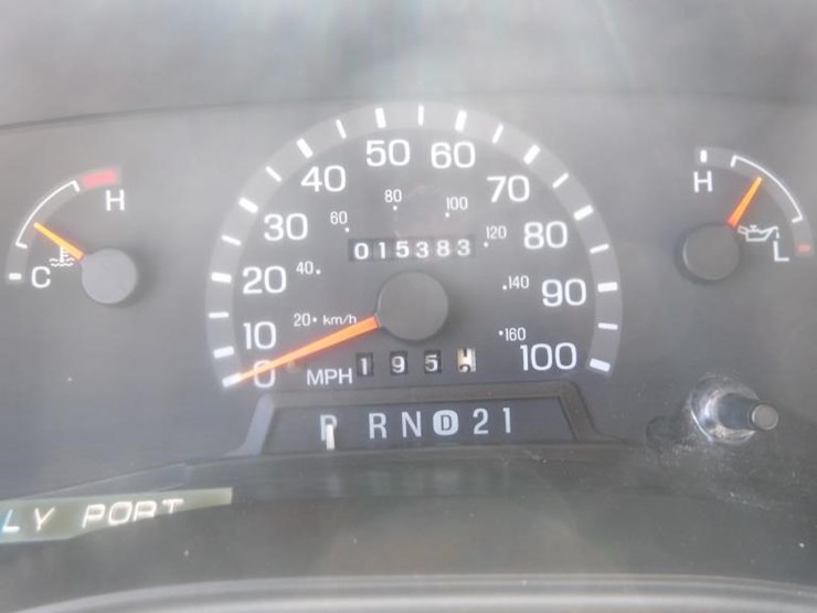 2000-ford-e350-image-17