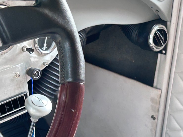 #97-•-1927-chevy-essex-sedan-image-22