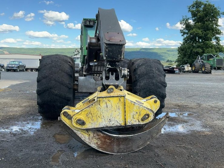 2012-deere-848h-image-4