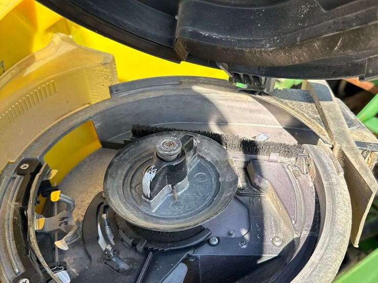 john-deere-7200-image-63