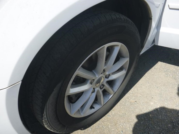 2015-dodge-grand-caravan-image-13