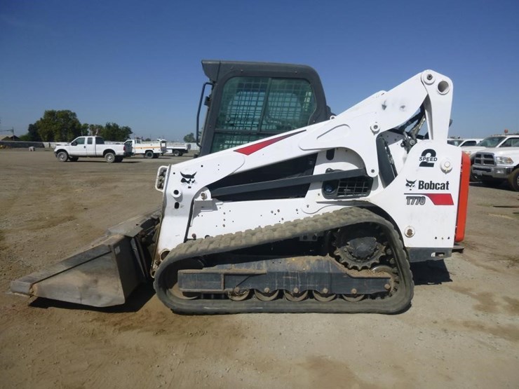 2020-bobcat-t770-image-5