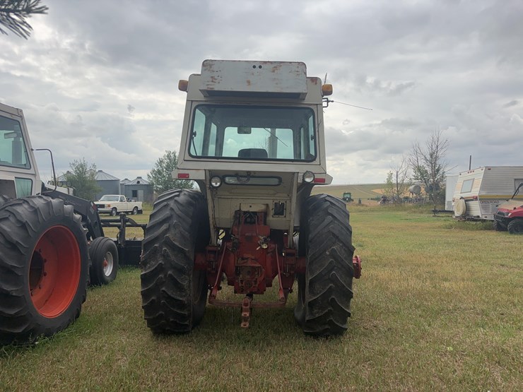 farmall-f1066-tractor-image-11
