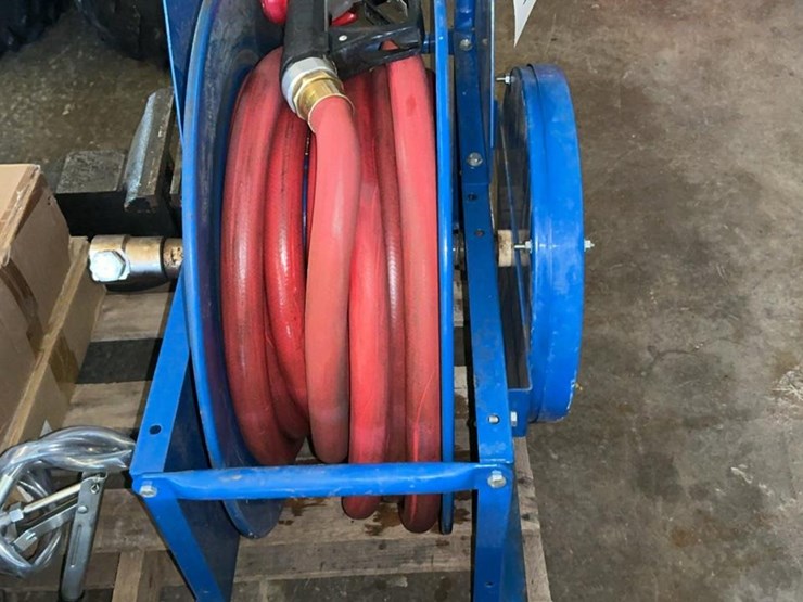 #509-•-hose-reel-with-hose-image-5