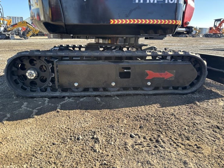 2026-tpm-18hh-hydraulic-excavator-image-14