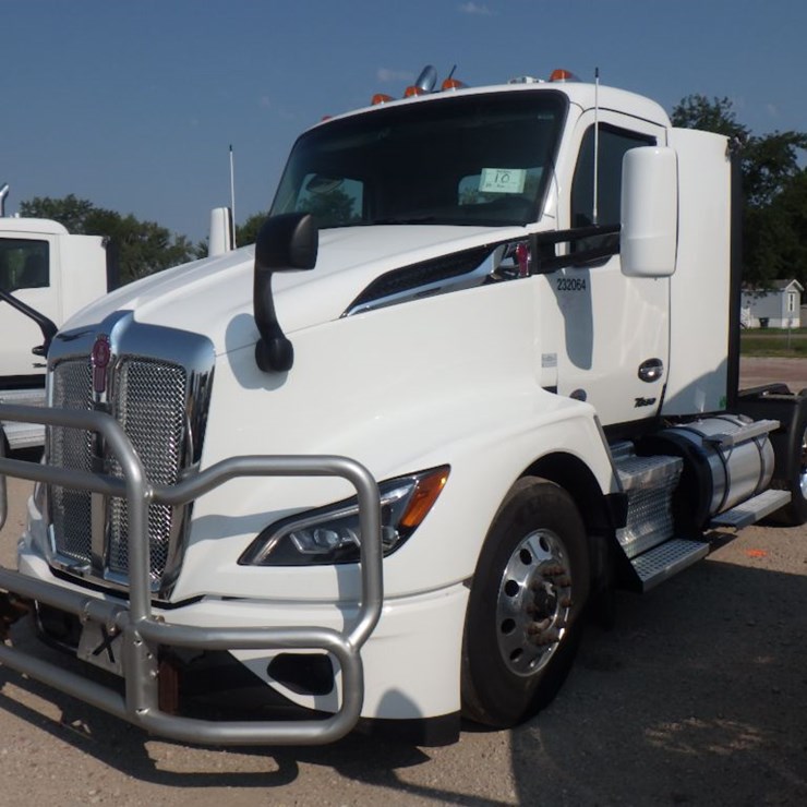 2024 KENWORTH T680