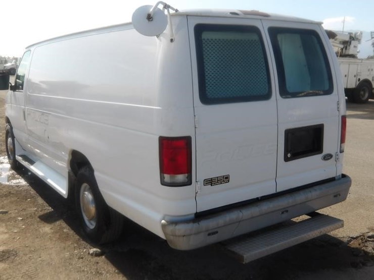 2000-ford-e350-image-4