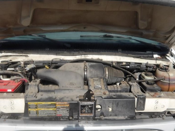 2000-ford-e350-image-9