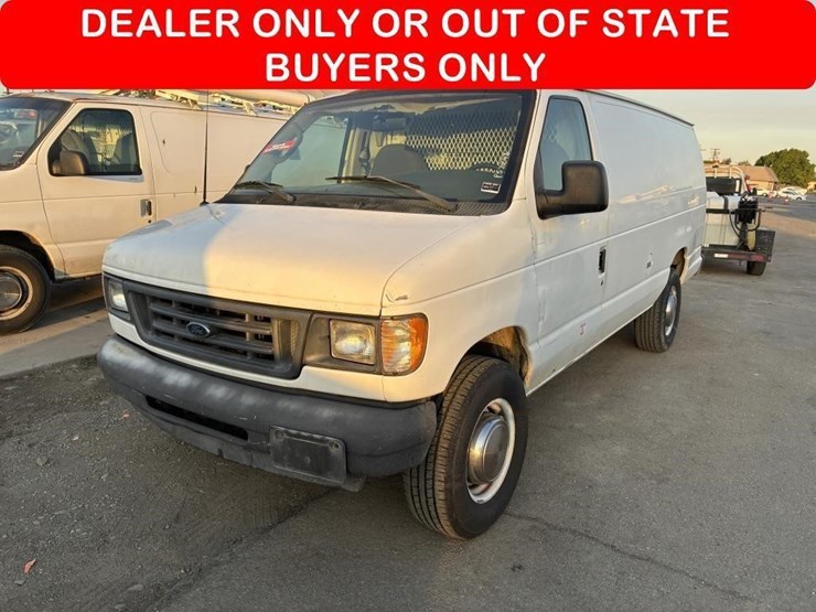2003-ford-e350-sd-image-1