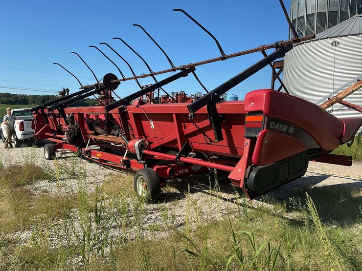 case-ih-2212-image-4