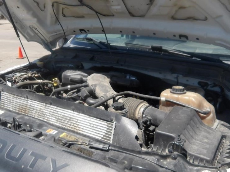 2012-ford-f550-image-13