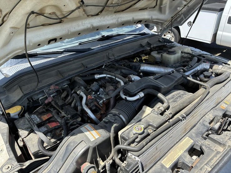2012-ford-f550-image-7
