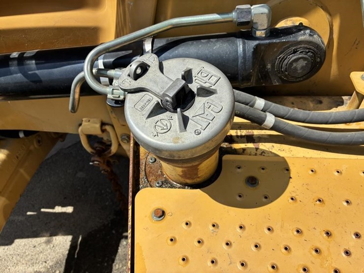 2007-caterpillar-430e-image-22