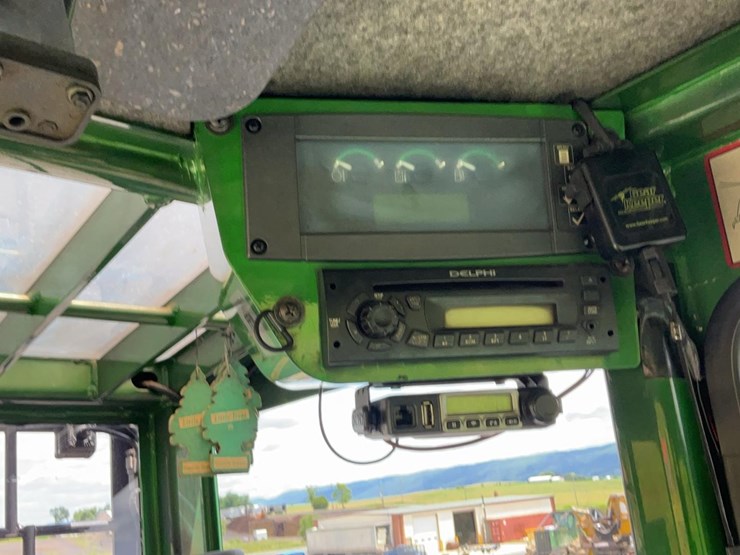 2015-deere-437d-image-26