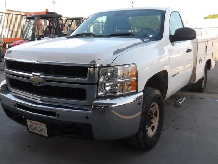 2009-chevrolet-silverado-2500-image-1