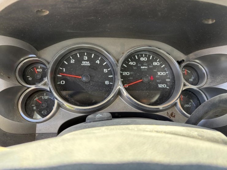 2012-gmc-sierra-2500hd-image-17