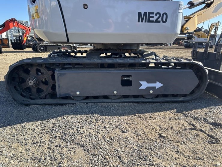 2026-me20-hydraulic-excavator-image-14