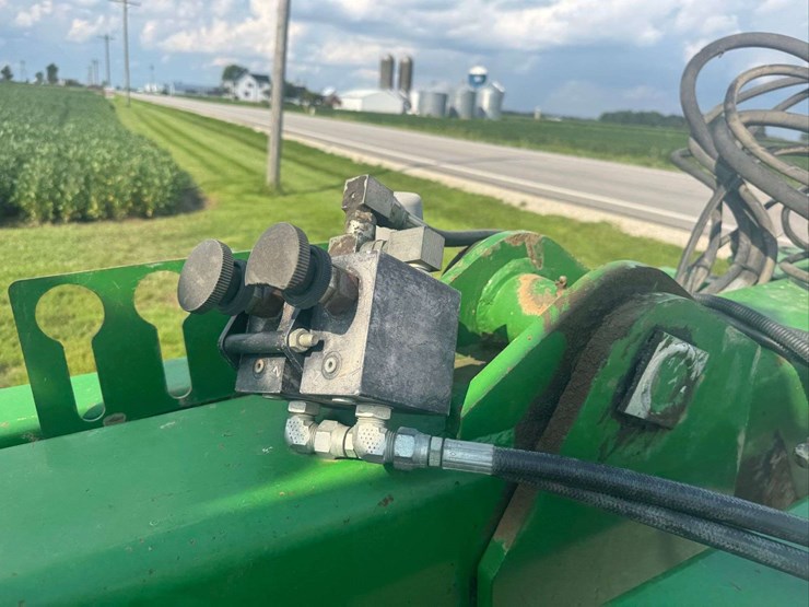 1999-john-deere-1780-image-28