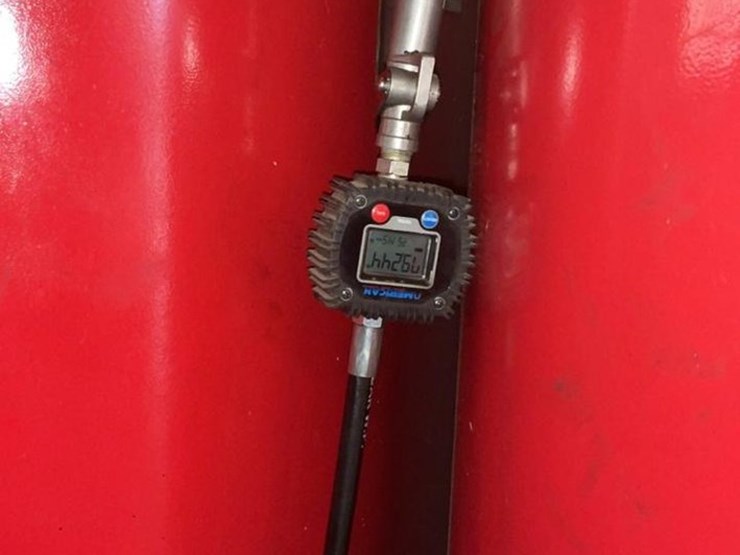#501-•-turner-tanks-oil-holding-tank-w/-pump-image-4