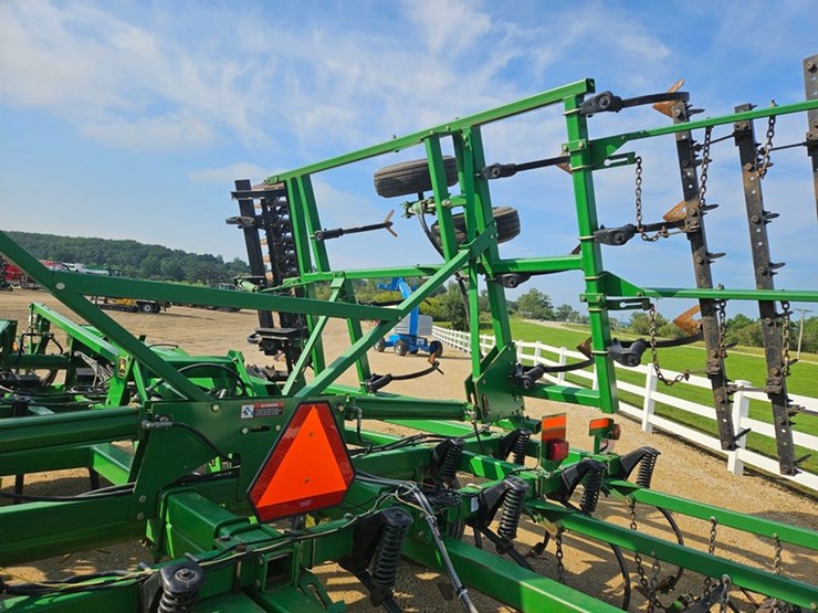 john-deere-726-image-46