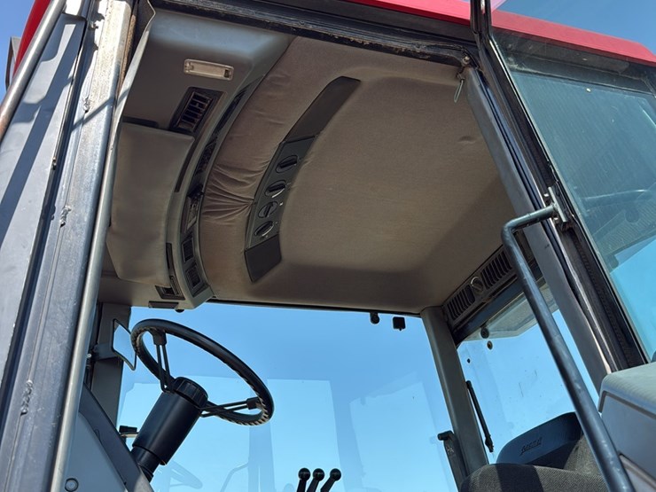 case-ih-7130-image-43