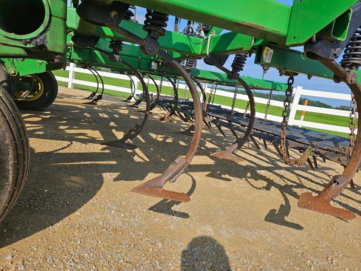 john-deere-726-image-42