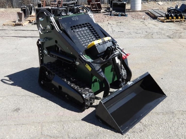 2026-zjz-380-skid-steer-track-loader-image-2