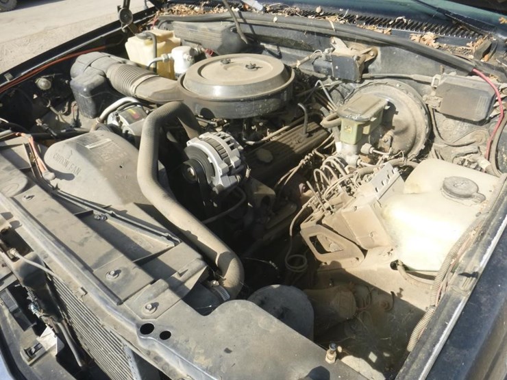 1994-chevrolet-suburban-image-10