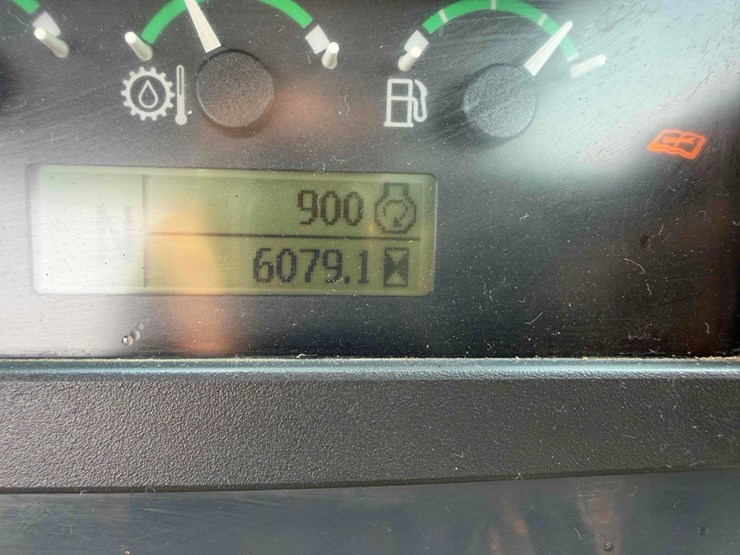 2013-deere-310sk-image-21
