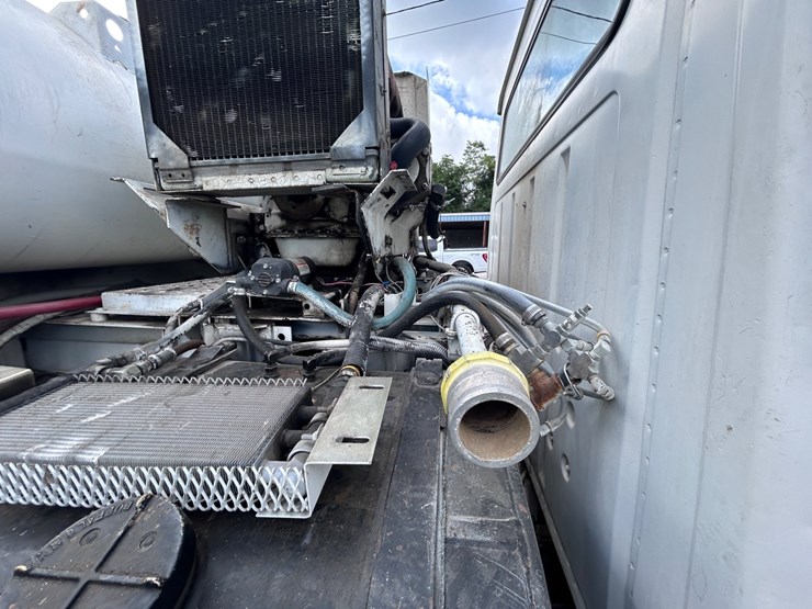 1995-ford-l7000-image-26