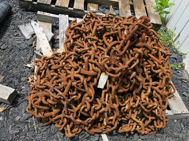 #240-•-tire-chains-image-1